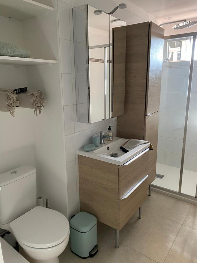 Appartement Rooftop, Premiere Ligne, Vue Mer, 50M De Plage Du Midi Кан Екстериор снимка
